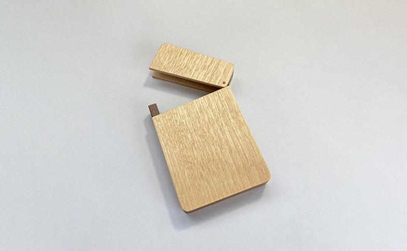 木製　名刺入れ（M・W）木製 北海道産 メジロカバ材 ウォールナット材 プレゼント 贈り物