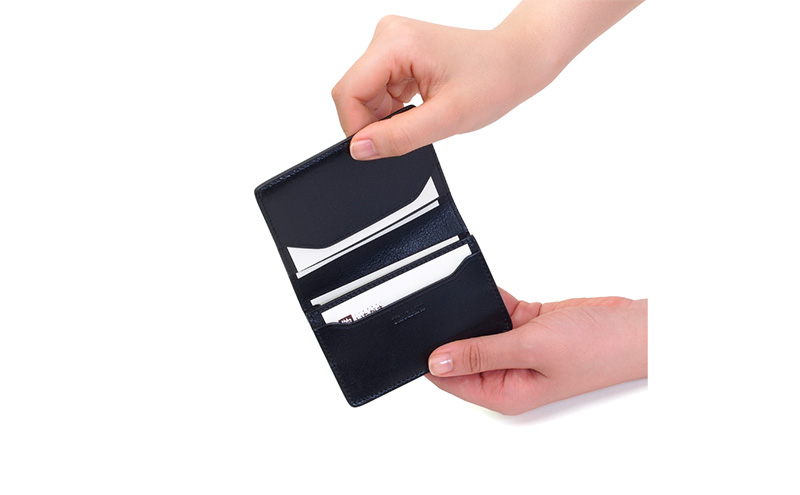 マルチ名刺入れ ブラスコット  黒 いたがき ＜名入れ無＞