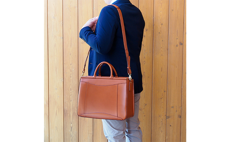 ビジネス ショルダー A4 キャメル いたがき ＜名入れ無＞