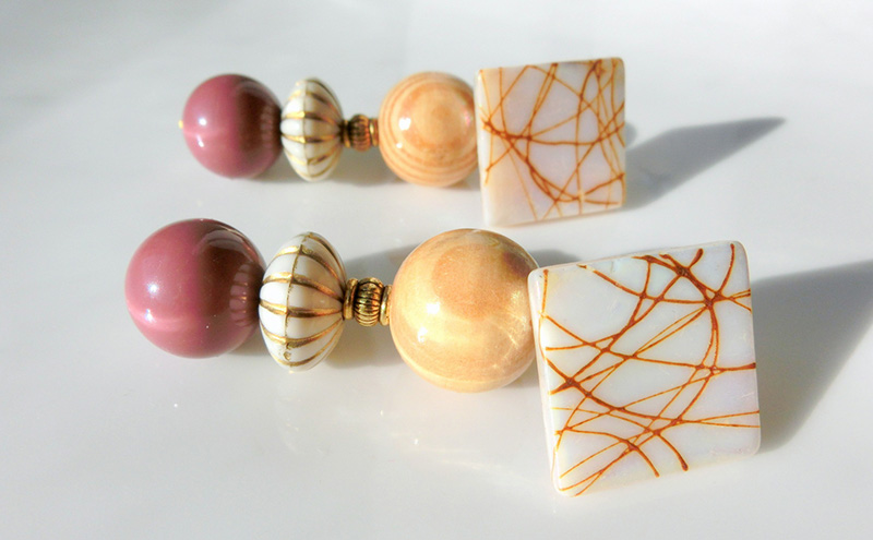 Antoinette ピアス アクセサリー 天然石 1個 【ゴールド ウッド シンプル クール エレガント 可愛い ハンドメイド 手作り  職人 上品 華やか ドレス 結婚式 大人の雰囲気 ギフト プレゼント 母の日 ラッピング シェル】