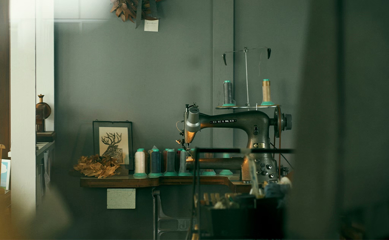 ねずみのポーチ bread［amina+］【 本革 革小物 レザー ハンドメイド シンプル 牛革 手作り ポーチ 小物入れ 小銭入れ 北海道 十勝 幕別 】