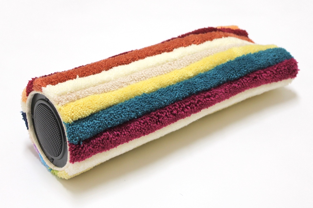 抱っこスピーカー ハグミー 虹色 ベビーピンク ベージュ スピーカー オーディオ 抱き枕型スピーカー 音響 音響機器 日用品 岩手 岩手県 盛岡市 ベージュ