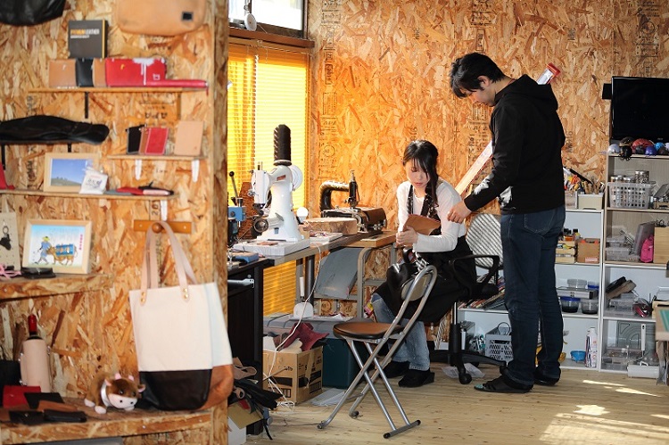 いわて短角牛長財布 レッド