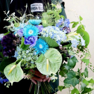 季節の花束M 定期便 6ヶ月【田村フローリスト】