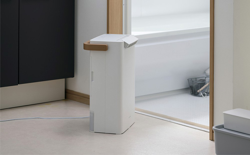 除湿器 デシカント式 除湿量 2.2L IJD-P20-W ホワイト アイリスオーヤマ 家電 電化製品 部屋干し 静音 小型 工事不要 一人暮らし 衣類乾燥 乾燥機 乾燥器 除湿機 衣類乾燥機 衣類乾燥除湿機 衣類乾燥除湿器 梅雨除湿機 宮城 宮城県 大河原町