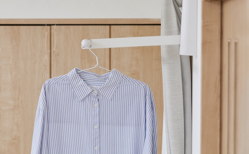 壁につける室内物干し WMR-40 ホワイト 壁付け物干し 物干し 室内 折りたたみ 室内物干し 省スペース コンパクト 大容量 洗濯物干し 壁付け 賃貸 ピン 簡単 設置 部屋干し 倒れない 室内干し 一人暮らし アイリスオーヤマ 壁につける室内物干し