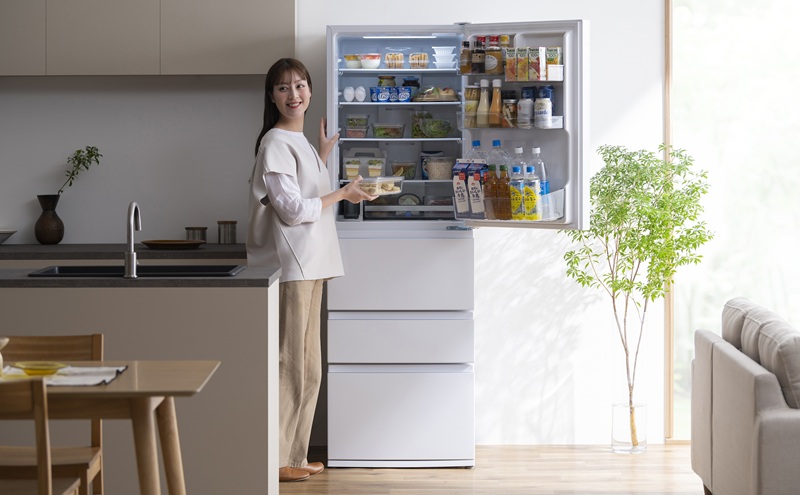 冷凍冷蔵庫 370L 自動製氷機能付 IRSN-I37A-W ホワイト 冷蔵庫 370L アイリスオーヤマ 冷凍冷蔵庫 冷凍室が大きい 2段冷凍室 ファン式 自動霜取り 霜取り不要 野菜室 真ん中 急冷モード 右開き 二人暮らし 家庭用 まとめ買い 大凍量