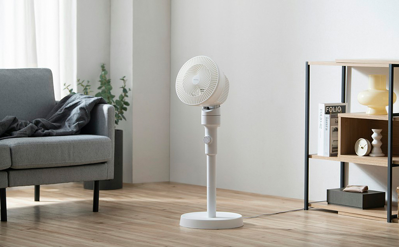 扇風機 サーキュレーター扇風機 STF-AC15EC-W  ホワイトアイリスオーヤマ リビング扇風機 左右首振り 換気 軽量 高さ調節 3段階 おしゃれ お手入れ簡単 分解可能 ダイヤル式 オールシーズン対応 衣類乾燥 部屋干し 3D送風