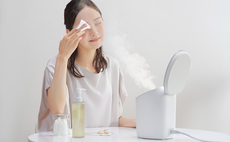 スチーマー フェイススチーマー FST-101-W  ホワイト アイリスオーヤマ 美顔器 スキンケア 温スチーム LED 温冷 保湿 クレンジング 毛穴 乾燥 浸透 うるおい プレゼント ギフト 女性