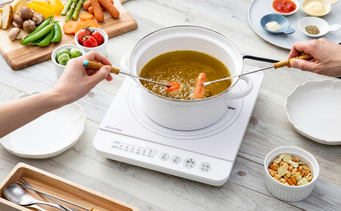 IHクッキングヒーター IHコンロ 1400W IHK-T35-W 卓上 コンロ アイリスオーヤマ 一口コンロ 卓上コンロ コンパクト 調理 調理家電 キッチン 台所 静音