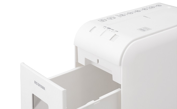 パーソナルシュレッダー マイクロクロスカット P4HMSV-W ホワイト シュレッダー 家庭用 電動 静音 A4 細断 10分連続使用 個人情報 書類 リモート 在宅 家 オフィス アイリスオーヤマ