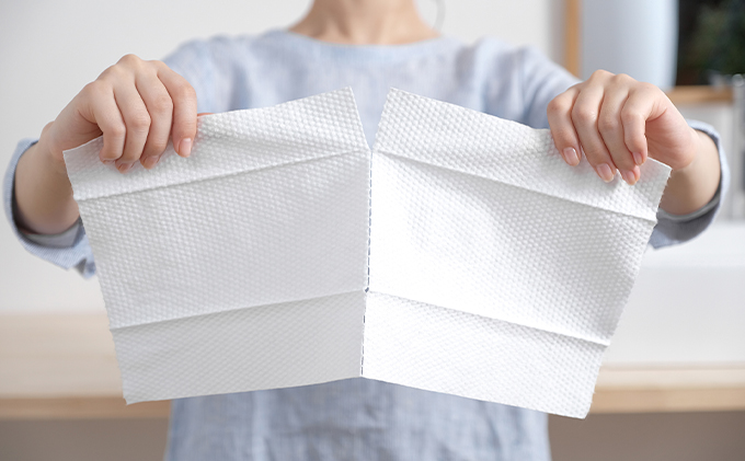 【70枚入り×6個セット】クレンジングタオル ロールタイプ TSC-70R 使い捨て 顔 手 拭き取り 厚手 タオル フェイスタオル 洗顔 アイリスオーヤマ