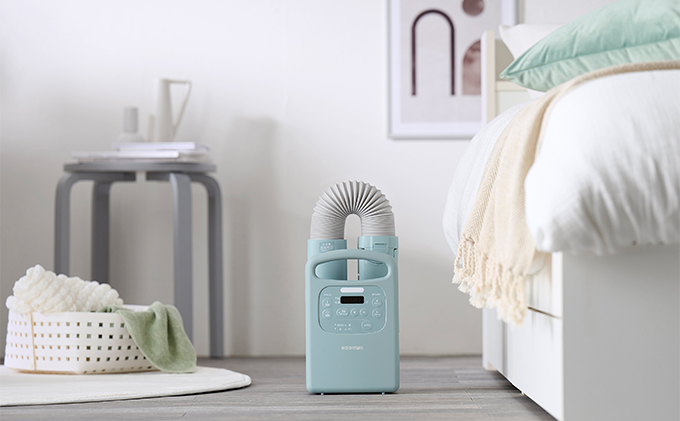 アイリスオーヤマ 布団乾燥機 カラリエ Colors シングルノズル FK-RC3-G グリーン ふとん乾燥機 乾燥機 布団乾燥 布団 乾燥 温め 保温 靴乾燥機 靴乾燥 シューズドライヤー ダニ退治 ダニ コンパクト 電化製品 家電 宮城 宮城県 大河原 大河原町