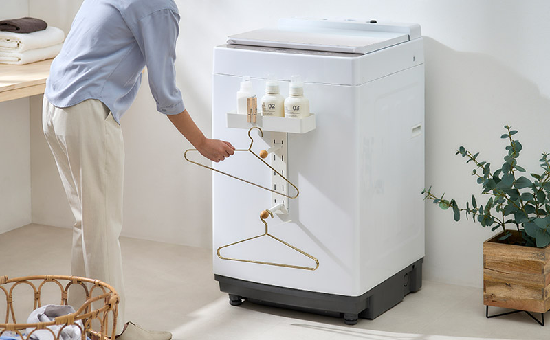 ハンガーラック 洗濯機横ラック  アイリスオーヤマ LHR-300 ホワイト ランドリーラック洗濯機 マグネット収納 隙間収納 ランドリーハンガーラック 洗濯機ラック ランドリー収納 ハンガーフック おしゃれ スリム 洗面所 マグネット