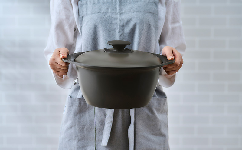 鍋 24cm 無加水鍋 MKS-24 チャコールグレー 両手鍋 ih 無水 無水調理 鍋パーティー 一人暮らし 食卓 カラフル 調理器具 料理 アイリスオーヤマ ガスコンロ オーブン対応