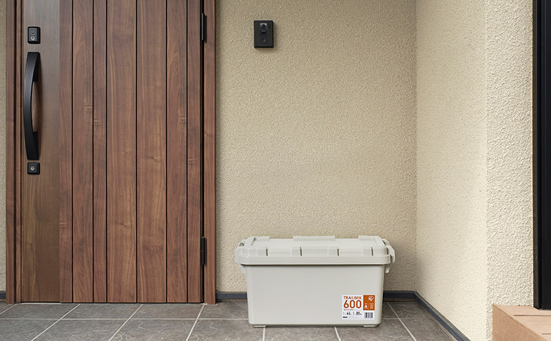 収納ボックス 44L 収納ケース TRAILBOX600 TRB-600 ホワイトアッシュ アイリスオーヤマ コンテナボックス 蓋付き ストッカー バックル付き アウトドア キャンプ レジャー 車用 ボックス 工具 屋外 防災 雑貨 日用品 備蓄用