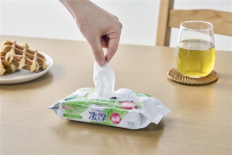 ウェットティッシュ 凄厚ウェットティッシュ ノンアルコールタイプ 32枚×18個WTP-32N3P アイリスオーヤマ ウェット ティッシュ ノンアルコール 厚め エタノール 除菌シート 厚手 持ち運び 32枚入り