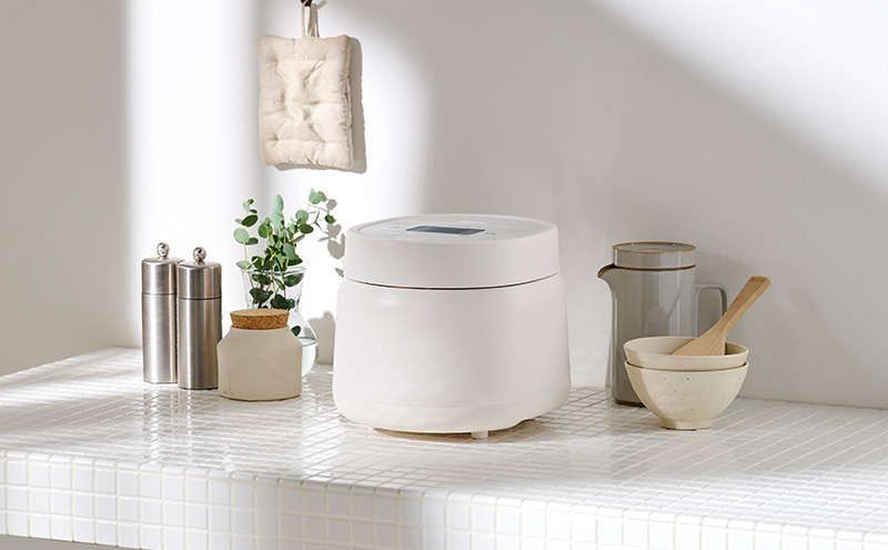 炊飯器 3合 銘柄炊き ジャー炊飯器 RC-MSA30-W ホワイト アイリスオーヤマ  炊飯ジャー 白米 無洗米 早炊き エコ 麦飯 玄米 雑穀米 おかゆ 炊込み 一人暮らし