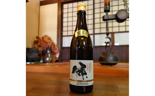 純米大吟醸 生粋左馬 720mL  純米大吟醸酒 日本酒 酒 アルコール アルコール飲料 F21R-055