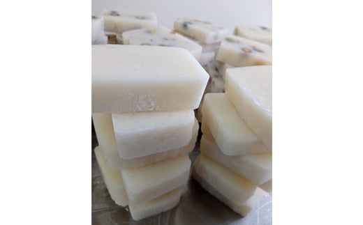 JGAP取得農場のもち米を使った「切り餅」900g  もち お餅 おしるこ お雑煮 お正月 餅 おもち 食品 F21R-758