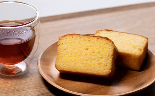 老舗洋菓子店で大人気の大人味わいブランデーケーキ1本（プレーン）  スイーツ デザート おやつ お菓子 ケーキ 洋菓子 菓子 食品 F24R-108