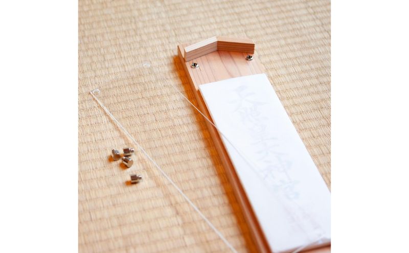 お札立て (壁掛け兼用 日光杉材)簡易神棚 日本製 モダン シンプル アクリル