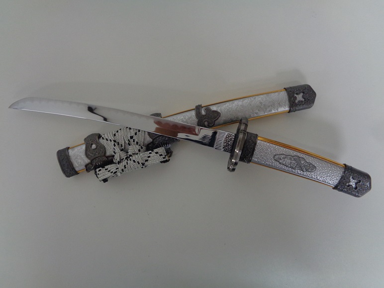 創業80余年 森泉人形の太刀一本飾り 銀[52210984]