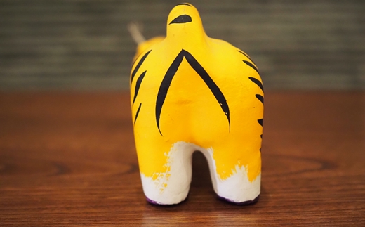 【鴻巣の赤物】干支シリーズ 首振りトラ 黄［寅年］