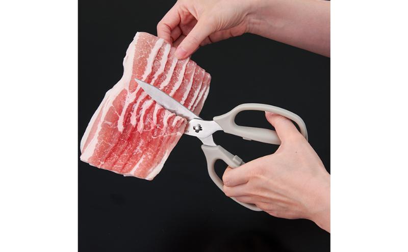 ホームコーディ　冷凍食品も切れるキッチンバサミ イオンリテール 日用品