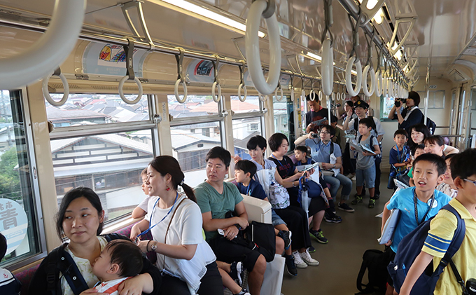 千葉都市モノレール貸切列車・車両基地見学 ２０名様まで