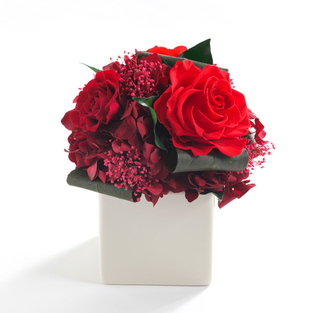 キューブS 花 お花 プリザーブドフラワー ギフト プレゼント お祝い 誕生日 お供え アレンジ インテリア 東京都 墨田区【イエロー×オレンジ】