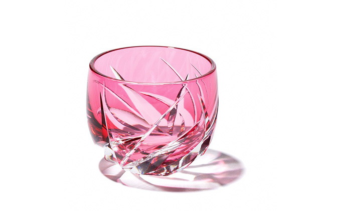 江戸切子 ぐいのみ 「焔」 金赤 【玻璃匠山田硝子】切子 グラス 工芸品 伝統工芸 酒器 クリスタルガラス