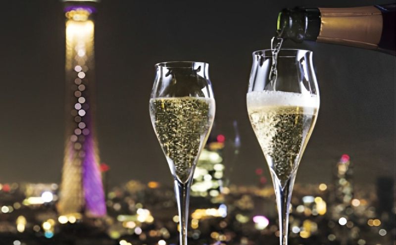 スカイツリー（R）ビューレストラン 簾【ディナーペア券】炭火窯焼フレンチ「魅惑の簾 炭火窯焼コース」＋シャンパン1杯 SKYTREE お食事券 展望 スカイツリー  東京都 墨田区 チケット 観光 デート