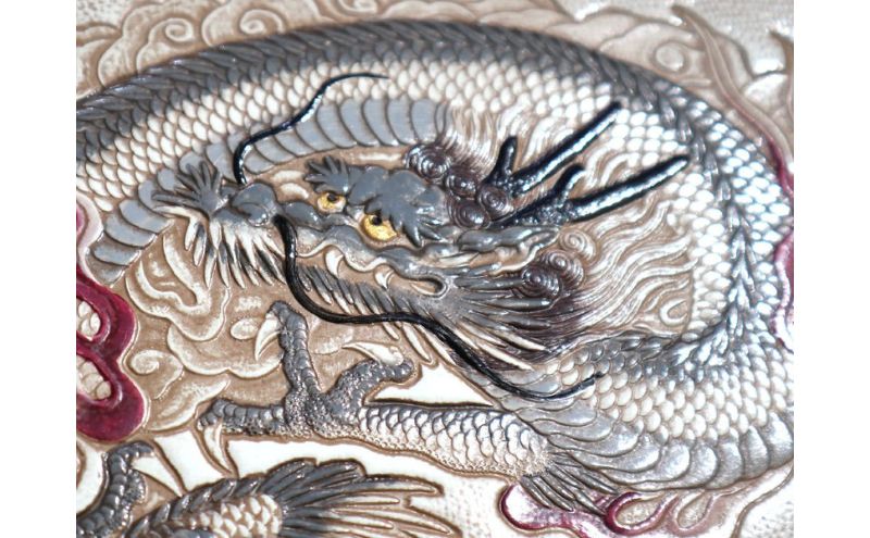 【文庫屋大関】パーソナルホルダー　龍神＜グレー＞【皮革工芸品】 雑貨 日用品 ブックカバー パスポートケース 貴重品入れ マルチケース シンプル 和風 革小物