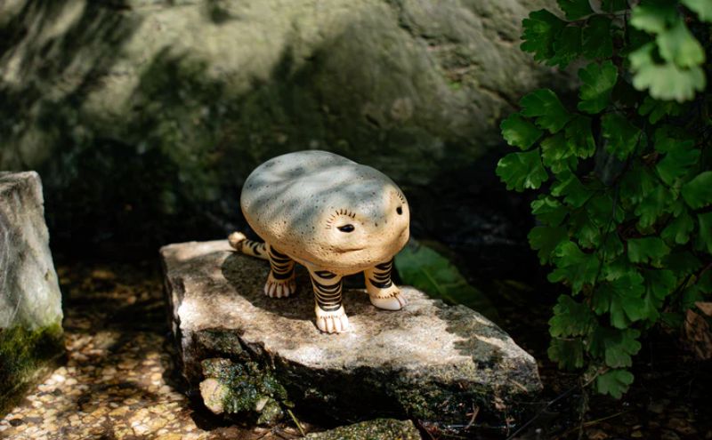 虎子石 / standard / CHUKU JAPONISM 置物 オブジェ 飾り インテリア 浮世絵 幻獣 手作り 手作業 日本製 プレゼント ソフビフィギュア ケンエレファント　墨田区 東京