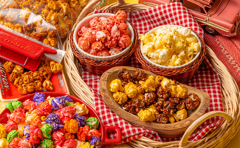 【3個セット】とにかく濃い！二度漬け！キャラメルポップコーン！×1＆本場アメリカの味！甘塩カラフルケトルコーン！×2 ポップコーン カラフル キャラメルスイーツ かわいい プレゼント 大田区 東京都