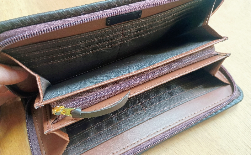 ☆世界にひとつだけ☆ L型小銭入れ付きファスナー財布☆ねこ☆ パールスカイブルー 山羊革 財布 お財布 長財布