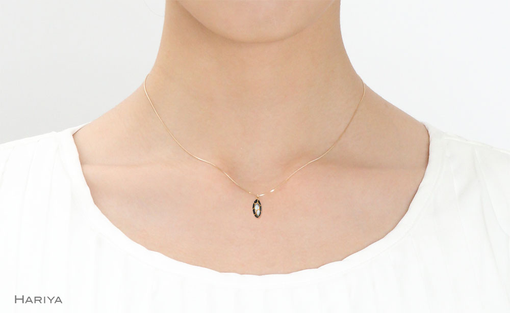 【ギフトにもおすすめ】ペンダント Filo (オーバル・黒) F6P-0803