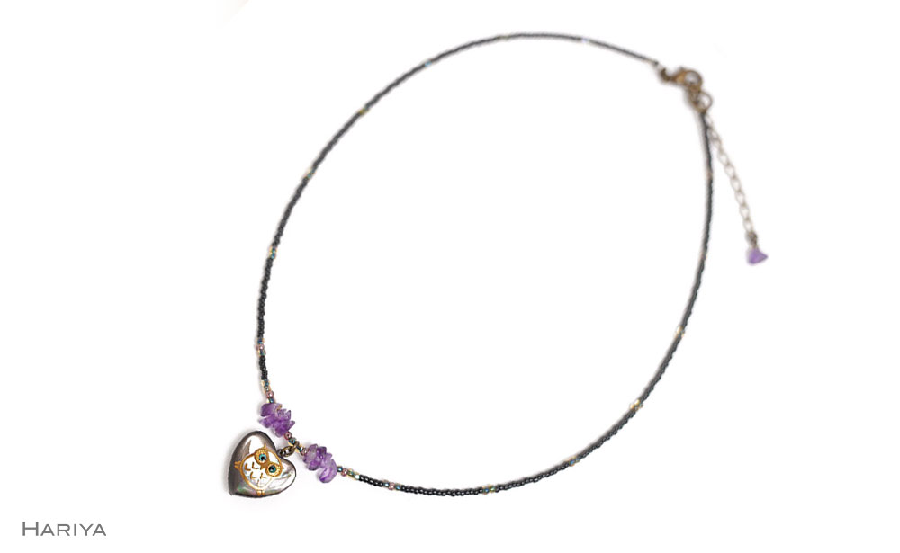 ハートふくろう蒔絵 黒蝶貝ペンダント アメジスト ハート型 フクロウ ふくろう 蒔絵 漆 黒蝶貝 うるしアート  ペンダント アクセサリー 工芸品 国産 日本製 復興 震災 コロナ 能登半島地震復興支援 北陸新幹線 F6P-1162