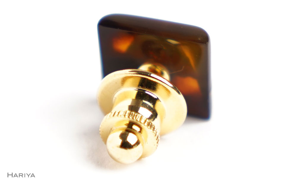 赤富士蒔絵 べっ甲ピンブローチ 桐箱付き 蒔絵 漆 べっ甲 赤富士 富士山 ハンドメイド ピンブローチ アクセサリー ギフト 伝統工芸 工芸品 国産 日本製 復興 震災 コロナ 能登半島地震復興支援 北陸新幹線 F6P-1551