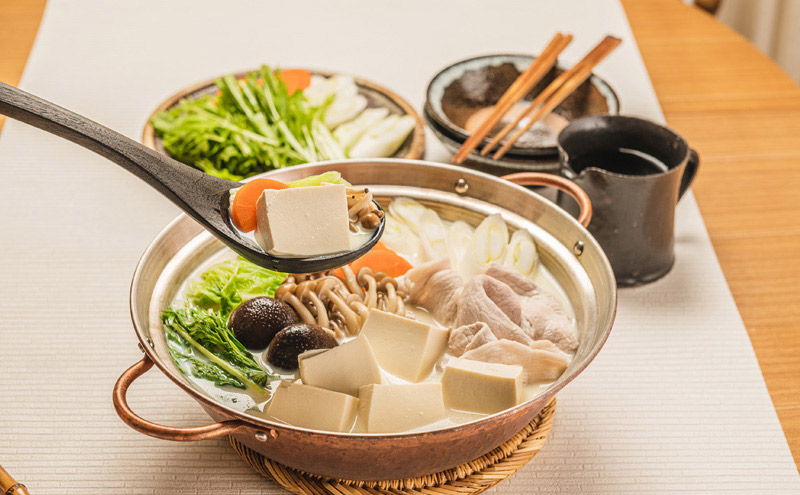 特濃 調製 豆乳 200ml 54本(3ケース)セット｜キッコーマン 調製豆乳 特濃豆乳 特濃調製豆乳 紙パック 高評価 ソイミルク 植物性ミルク 常温 常温保存 飲み物 飲料 コレステロール トクホ 健康 美容 200 ※離島への配送不可