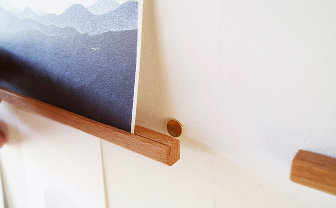 棚 ポストカード ラック ポスレイト 4本1セット ビーチ 無垢材 飾り棚 ウォールシェルフ 飾る 収納 壁付け 壁掛け 小さい スリム 木製 オープンラック オープンシェルフ インテリア おしゃれ はがき 写真立て 雑貨 静岡 静岡県 島田市