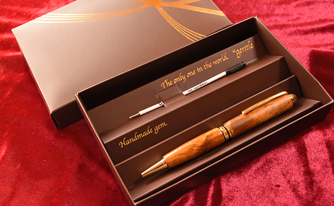 希少材 屋久杉ペン（パワーライン）