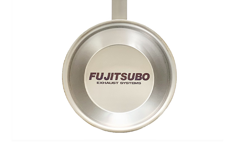 自動車用マフラーの部品がお皿に変身!? 食器と同じチタン製プレート【PLATE （Ti）持ち手付き（FUJITSUBO LOGO）】キャンプ バーベキュー ソロキャンプ レジャー チタン プレート 取り皿 アウトドア 登山