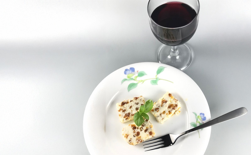 伊吹名産柿ドライ たっぷりの アイスチーズケーキ