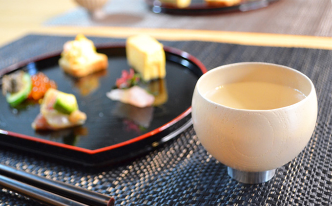 【手作り漆器】湯呑み 京都 sukuf ivory ペア セット 漆器×金属 手作り 漆器 湯呑 湯飲み 湯のみ ゆのみ 湯呑み茶碗 食器 器 おしゃれ 雑貨 キッチン用品 キッチン ぐい呑み 小鉢 天然木 本漆 酒器 工芸品 民芸品 日用品 京都府向日市