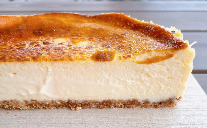 ロクのベイクドチーズケーキ お菓子 スイーツ 洋菓子 おやつ しっとり ずっしり 甘さ控えめ ホールケーキ