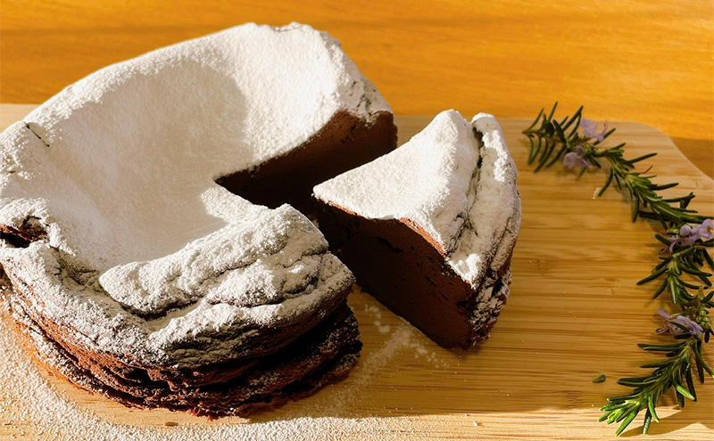 お豆腐レアガトーショコラ お菓子 スイーツ 洋菓子 おやつ ホールケーキ 砂糖不使用 しっとり レア食感 米粉使用 グルテンフリー