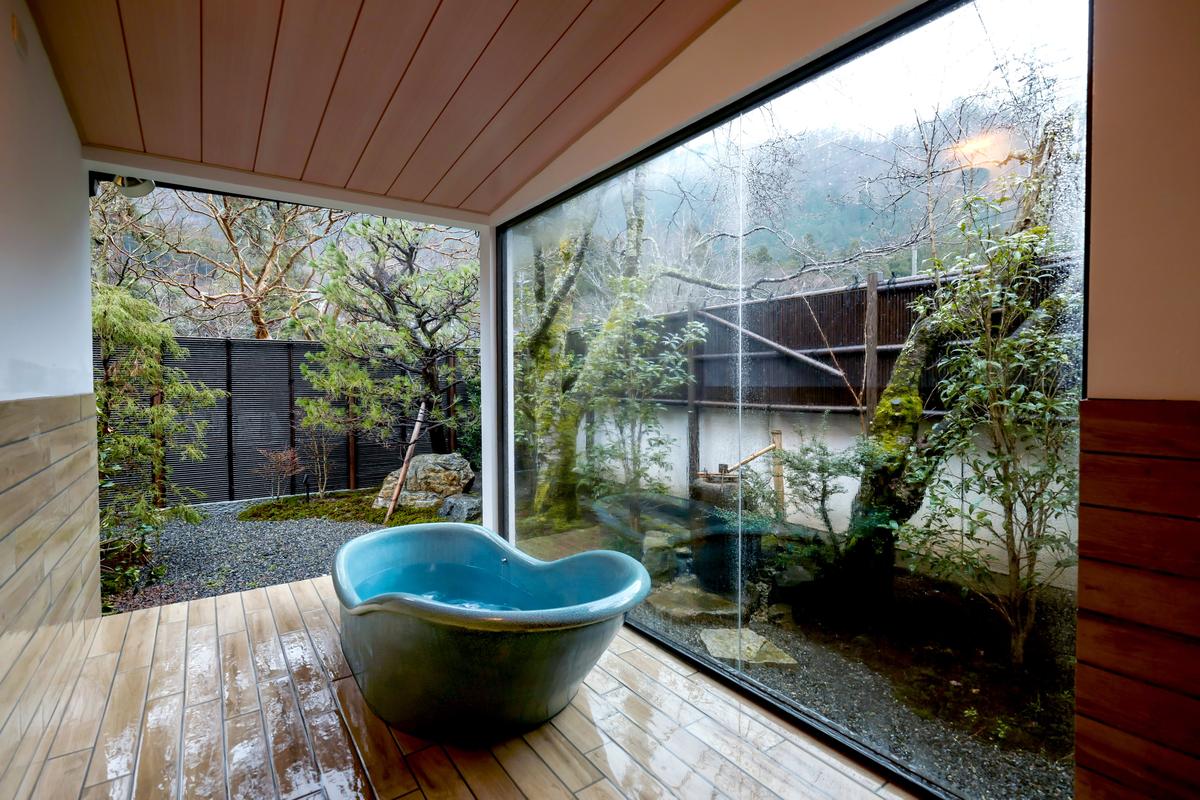 ミヤマテラス本館　1泊ご宿泊券　1～4名様 宿泊券 関西 京都府 旅行 1泊 ミヤマテラス 宿泊補助券 施設利用券 チケット 旅行券 ペット可 ペット同伴 ペットOK 宿泊 一棟貸し 別荘 古民家 貸し別荘 バーベキュー 天体観測ドーム 京都