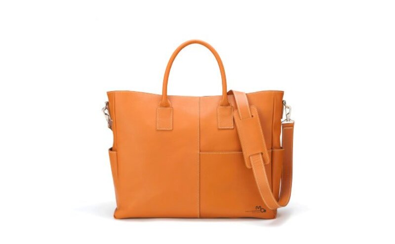 A4サイズでビジネスに使える本革トートバッグ　全5色（バーミリオン）